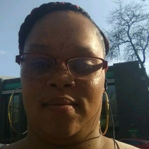 Meet your Posher, Darcel